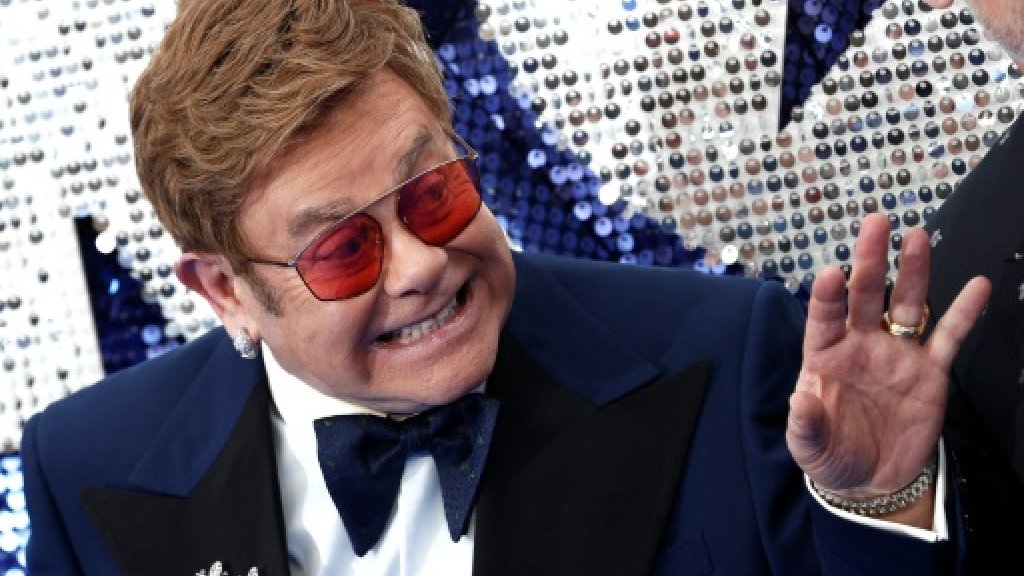 Award for Elton John after White House performance