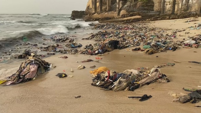 Sea pollution by secondhand clothes . Credit : ITV News .