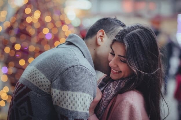 5 ways to take it slow when you’re dating someone new: Therapist shares relationship tips