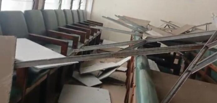 ceiling comes off in an Accra Circuit Court