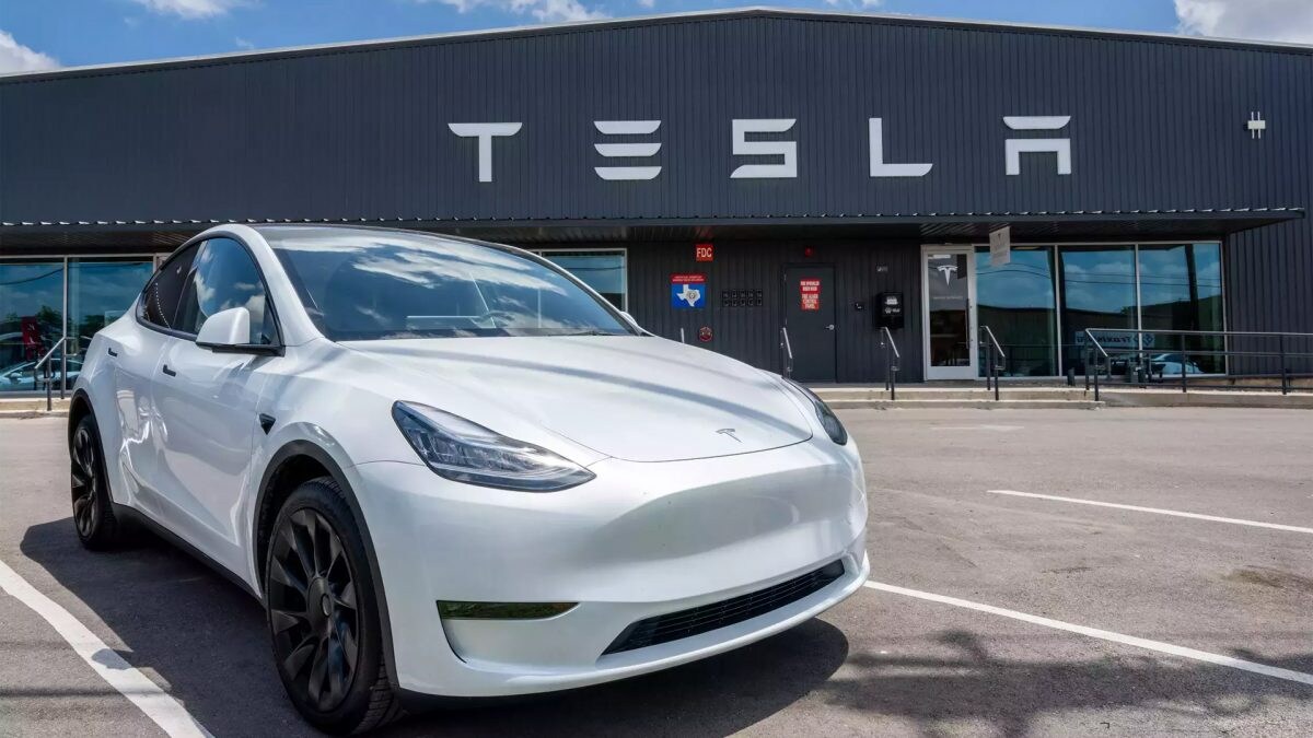 Why Tesla Sales are Plummeting | The Ghana Report