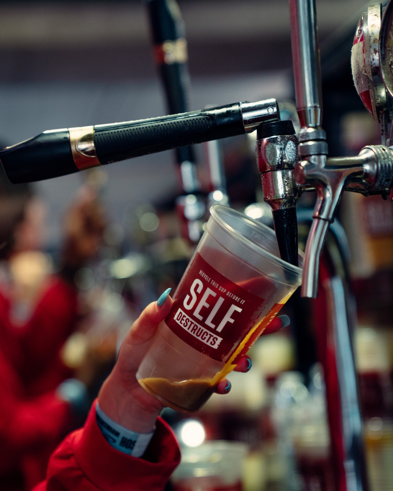 Drinks being served in ‘self-destructing’ cups at Twickenham Stadium